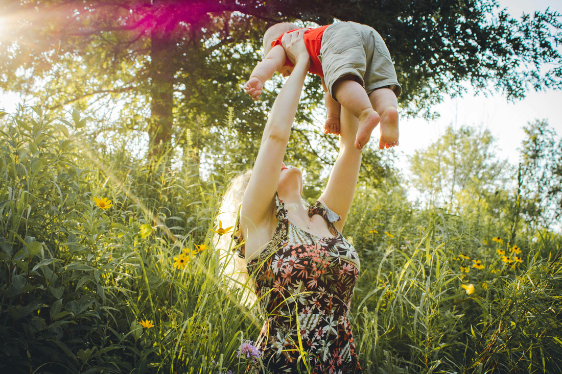 Tire-lait Mains Libres : La Solution Idéale pour les Mamans Actives